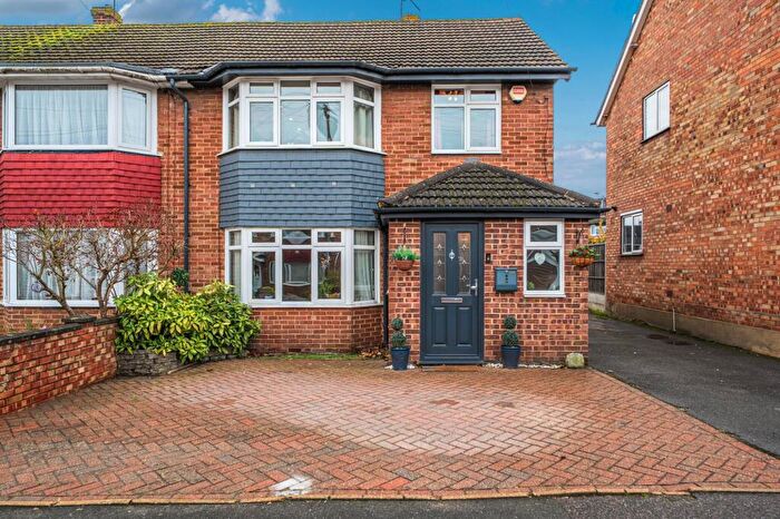 3 Bedroom Semi Detached House For Sale In Jarrett Avenue, Wainscott, Rochester, Kent., ME2