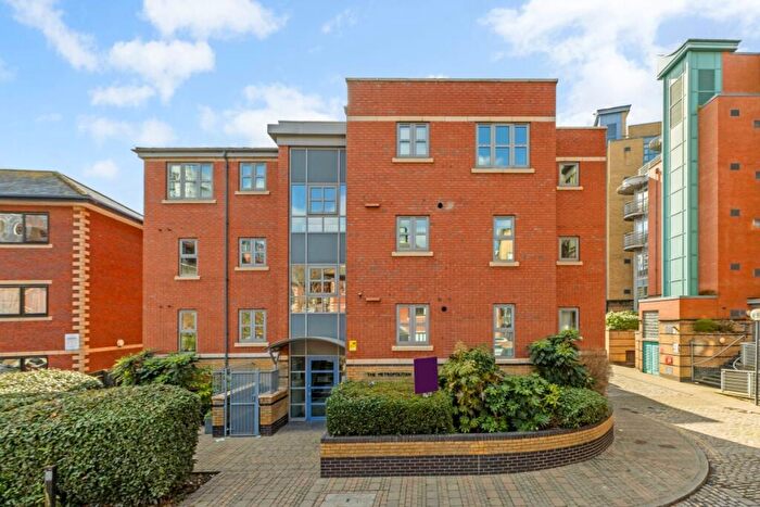 2 Bedroom Flat To Rent In Redcliff Backs Bristol, BS1