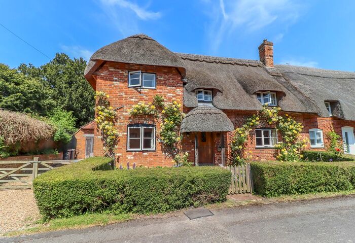 3 Bedroom Cottage For Sale In Forton, Longparish, Andover, Hampshire, SP11