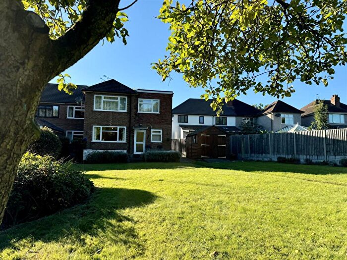 4 Bedroom Semi-Detached House For Sale In Cromwell Lane, Burton Green, Kenilworth, CV8