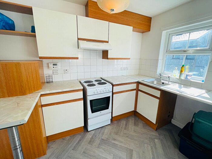 1 Bedroom Property To Rent In Charles Street, Milford Haven, SA73