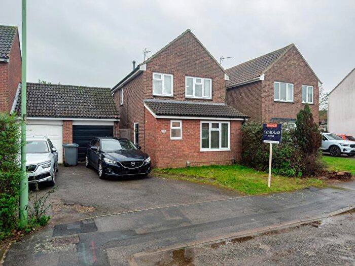 3 Bedroom Detached House For Sale In The Josselyns, Trimley St. Mary, Felixstowe, IP11