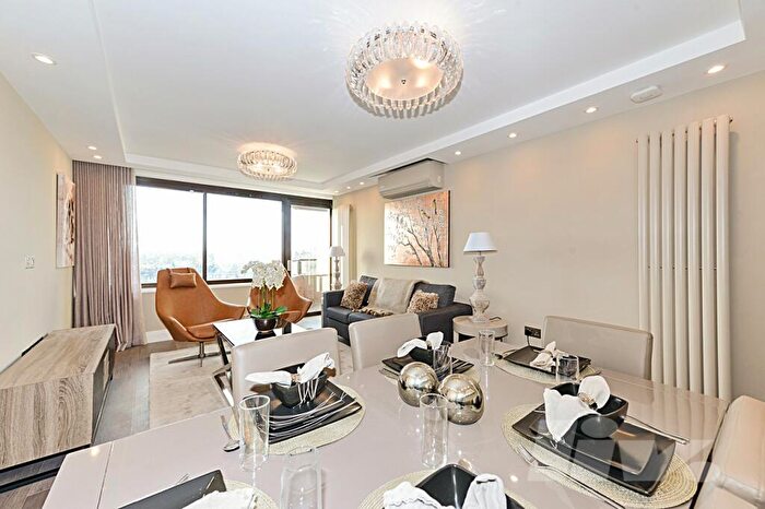 3 Bedroom Apartment To Rent In Cresta House, Finchley Road, Swiss Cottage, NW3