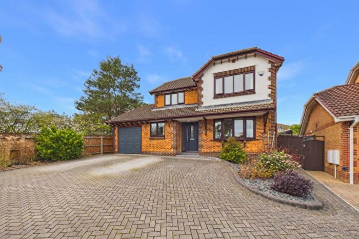 4 Bedroom Detached House For Sale In Sorrel Gardens, Broadstone, Dorset, BH18