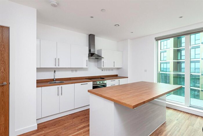 1 Bedroom Flat To Rent In Chatham Waters, North House, Gillingham Gate Road, Gillingham, ME4