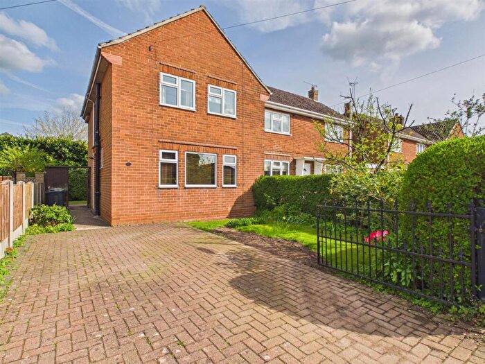 3 Bedroom Semi Detached House For Sale In Marsden Close, Duffield, Belper, Derbyshire, DE56