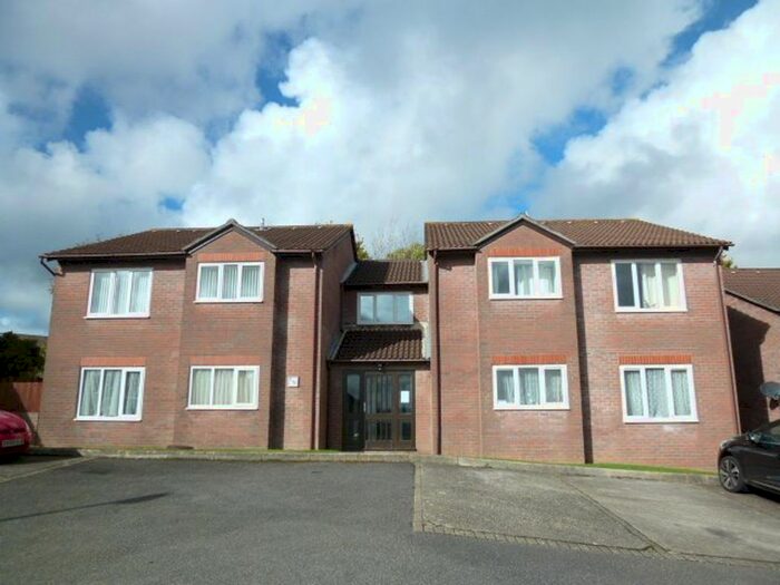 1 Bedroom Flat To Rent In Pinewood Drive, Woolwell, Plymouth PL6