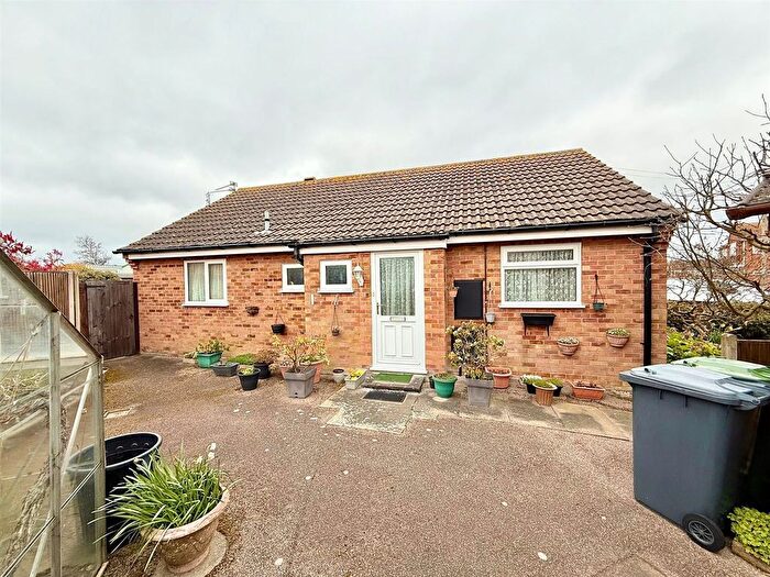 3 Bedroom Detached Bungalow For Sale In Covent Garden Road, Caister-On-Sea, NR30