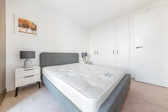 2 Bedroom Apartment To Rent In Harrow Road, London, NW10