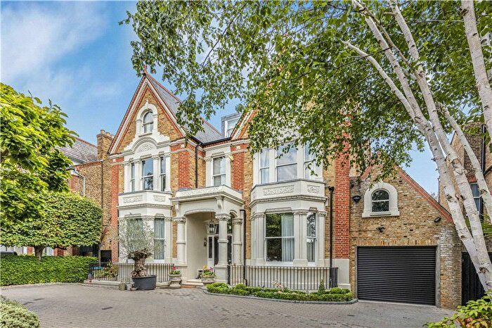 7 Bedroom Detached House To Rent In Castelnau, London, SW13