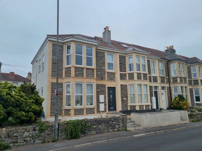 2 Bedroom Maisonette To Rent In Wellsway, Keynsham, BS31