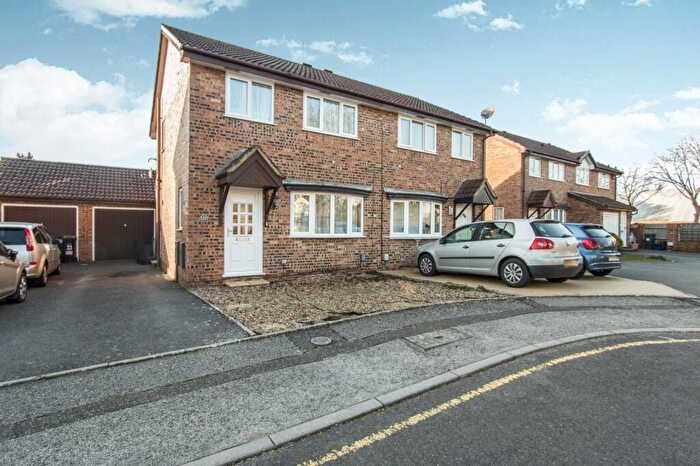 3 Bedroom Semi-Detached House To Rent In Evesham Close, Bournemouth, BH7