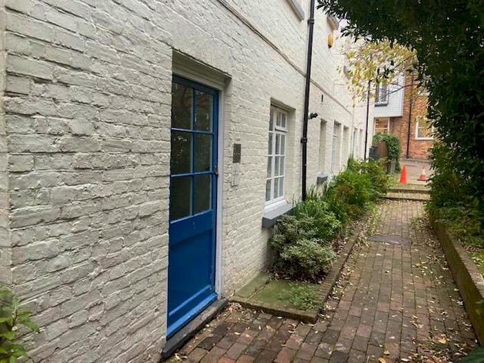 1 Bedroom Flat To Rent In Nevill Street, Tunbridge Wells, TN2