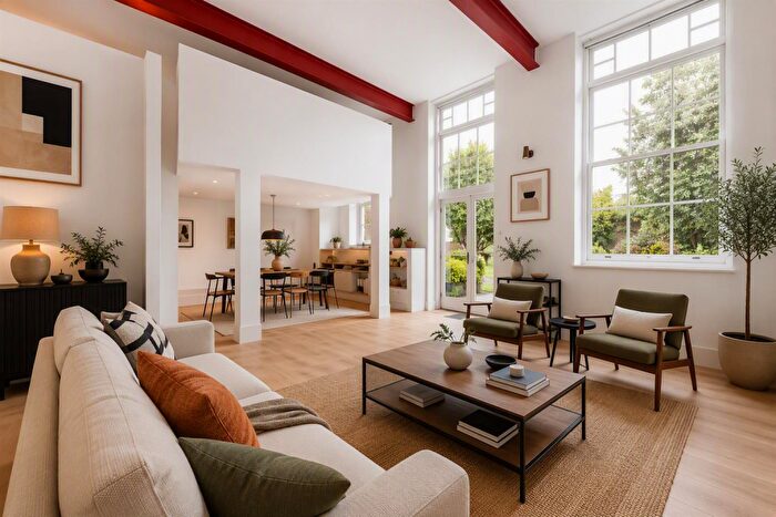 1 Bedroom Apartment To Rent In Burns Road, London, SW11