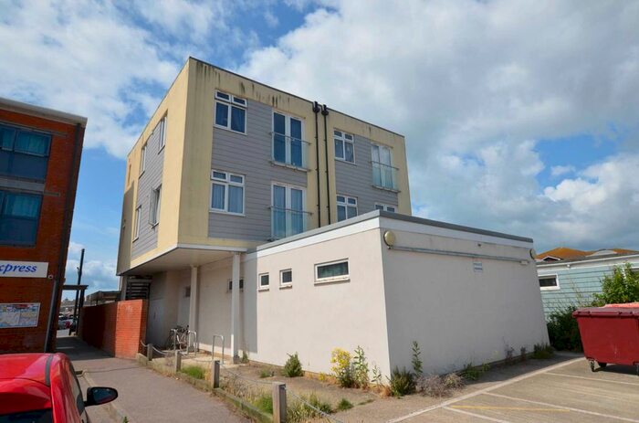 1 Bedroom Flat To Rent In Kingfisher Parade, East Wittering, PO20