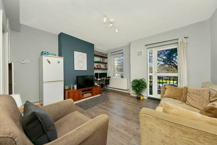 4 Bedroom Flat To Rent In Maitland Park Villas, London, NW3
