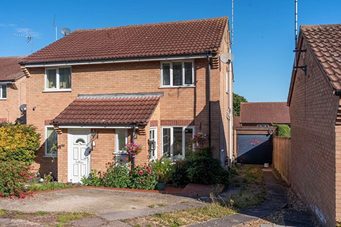 2 Bedroom Semi Detached House For Sale In Hillcrest, Bar Hill, CB23