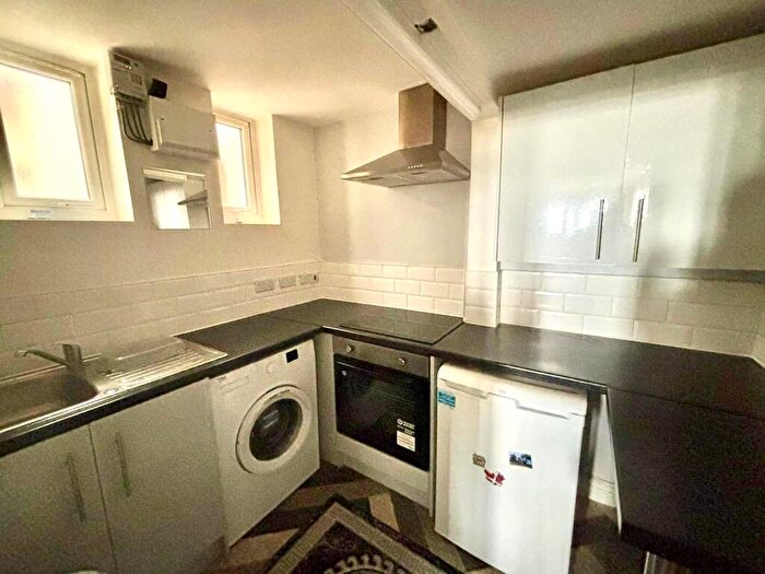1 Bedroom Apartment To Rent In Osmaston Park Road, Derby, DE24