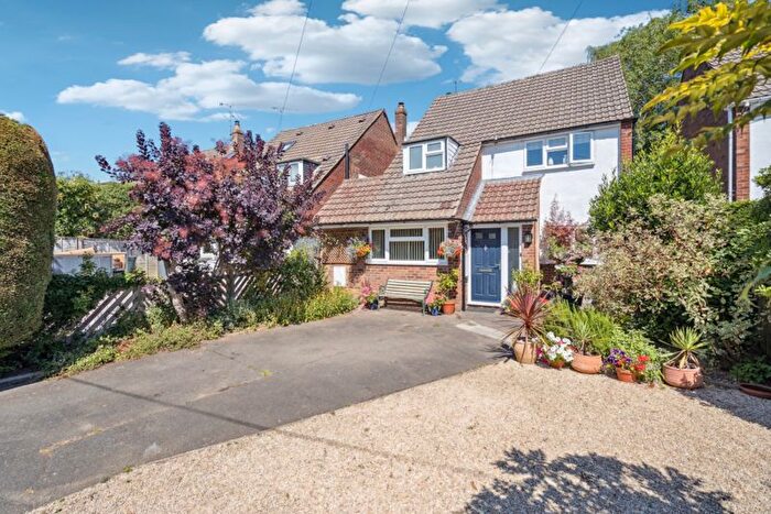 3 Bedroom Detached House For Sale In Clarendon Road, Great Missenden, HP16