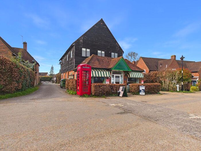2 Bedroom Apartment For Sale In Green West Road, Jordans, Beaconsfield, Buckinghamshire, HP9