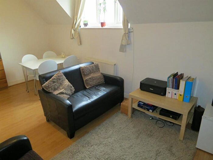 2 Bedroom Apartment To Rent In Copson Street, Withington, M20