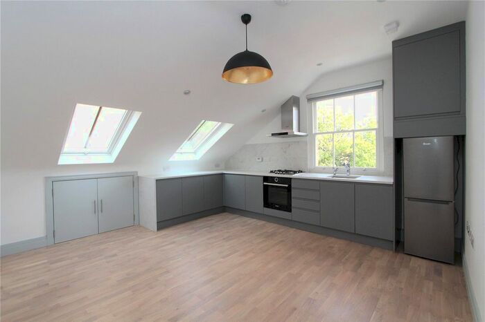 1 Bedroom Flat To Rent In Castlebar, Ealing, London, Uk, W5
