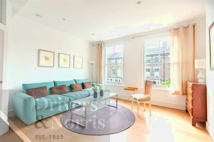 2 Bedroom Apartment To Rent In Roden Street, Islington, London, N7