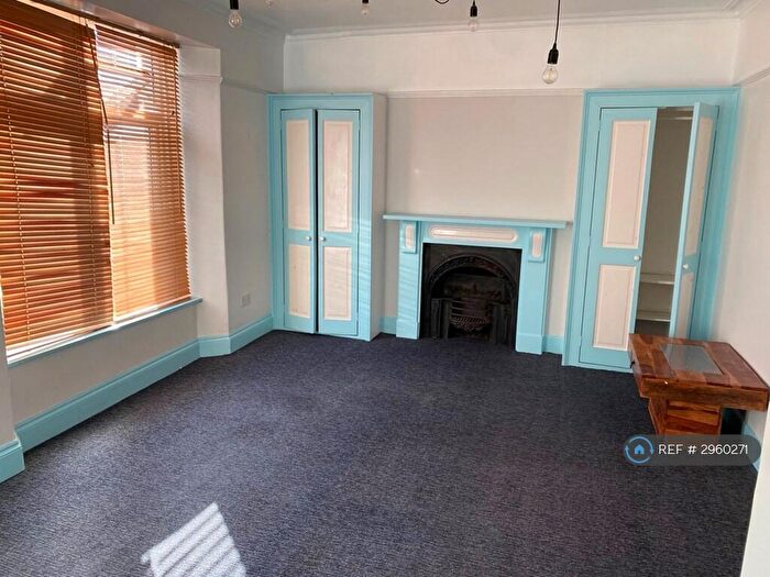 4 Bedroom Terraced House To Rent In Greenbank Terrace, Greenbank, Plymouth, PL4