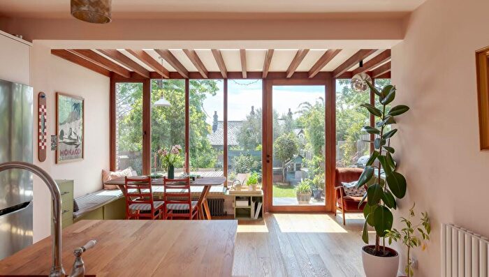 3 Bedroom Terraced House For Sale In Veda Road, London, SE13