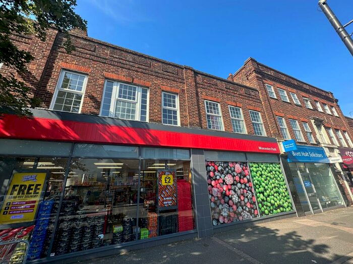 2 Bedroom Apartment To Rent In Central Road, Worcester Park, KT4