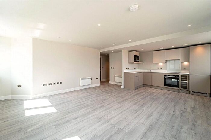 1 Bedroom Apartment For Sale In St Martins Place, Broad Street, Birmingham, West Midlands, B15