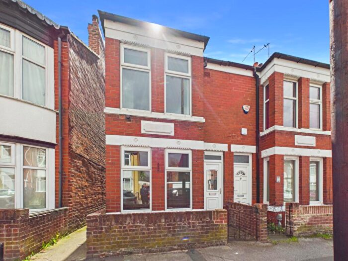 2 Bedroom Terraced House For Sale In Perth Street, Hull, HU5