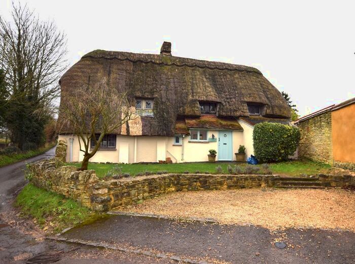 3 Bedroom Detached House To Rent In Frog Lane, Cuddington, Aylesbury, HP18