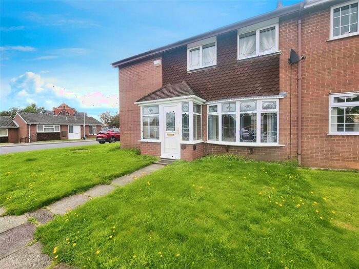 3 Bedroom End Of Terrace House To Rent In Loughborough Walk, Stoke-On-Trent, ST3