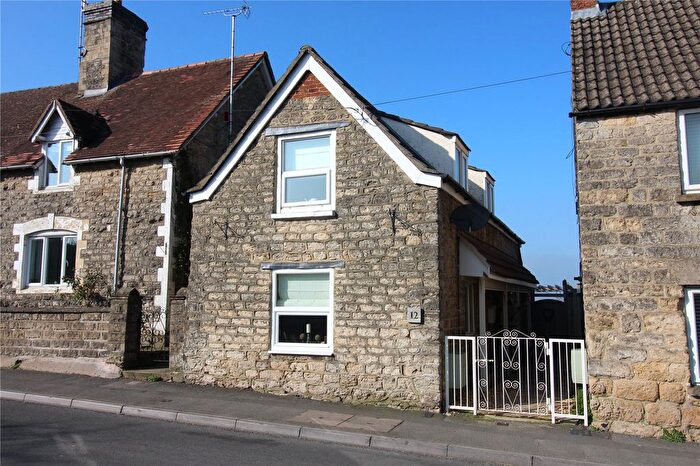 2 Bedroom Detached House For Sale In High Street, Purton, Swindon, Wiltshire, SN5