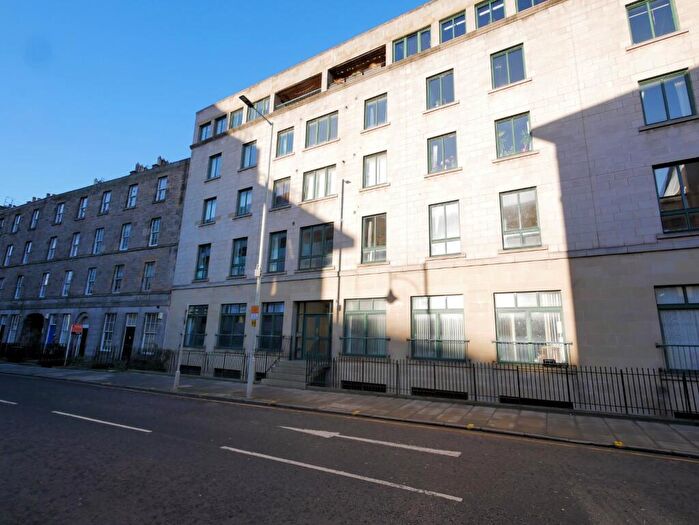 1 Bedroom Flat To Rent In East Fountainbridge, Lothian Road, Edinburgh, EH3