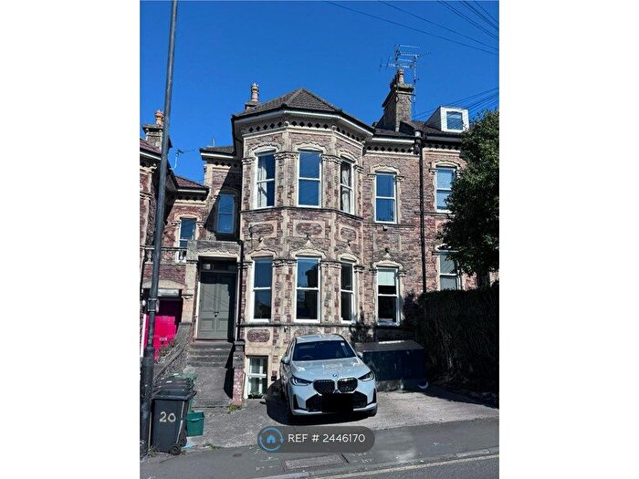 3 Bedroom Flat To Rent In Hampton Road, Bristol, BS6