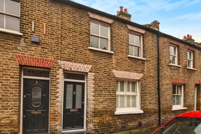2 Bedroom Terraced House To Rent In Randall Place, London, SE10
