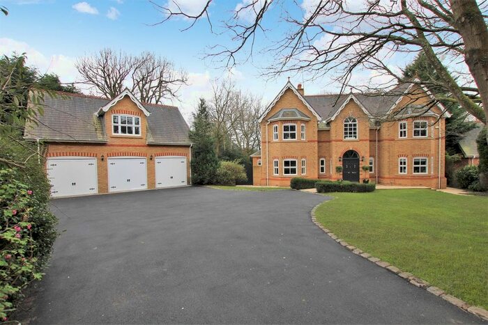6 Bedroom Detached House To Rent In Consort Place, Green Walk, Altrincham, WA14