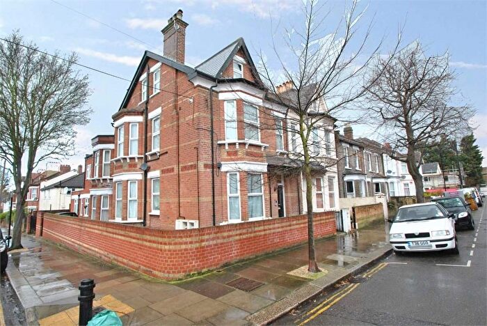 2 Bedroom Flat To Rent In Allison Road, London, W3