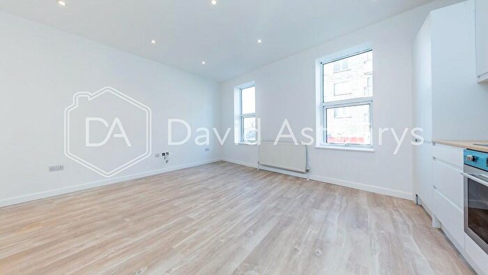 2 Bedroom Apartment To Rent In Fortune Green Road, West Hampstead, NW6