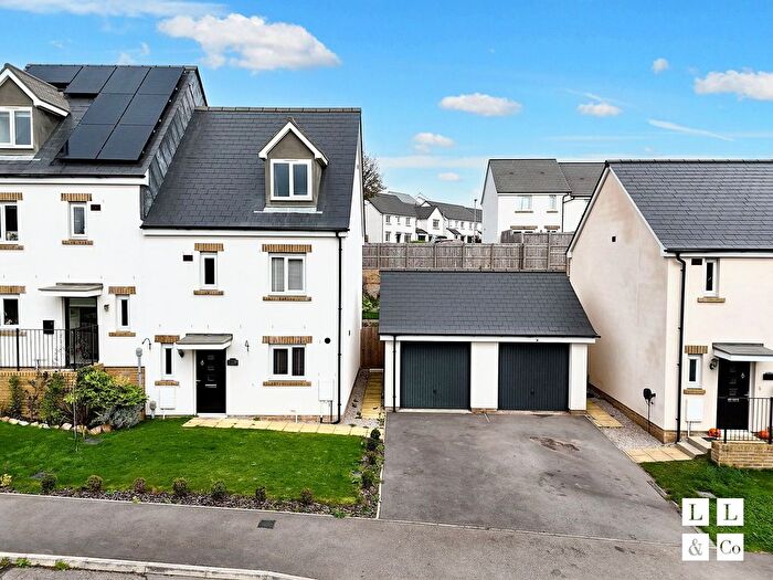 4 Bedroom Semi Detached House For Sale In Levant Rise, Falmouth, TR11