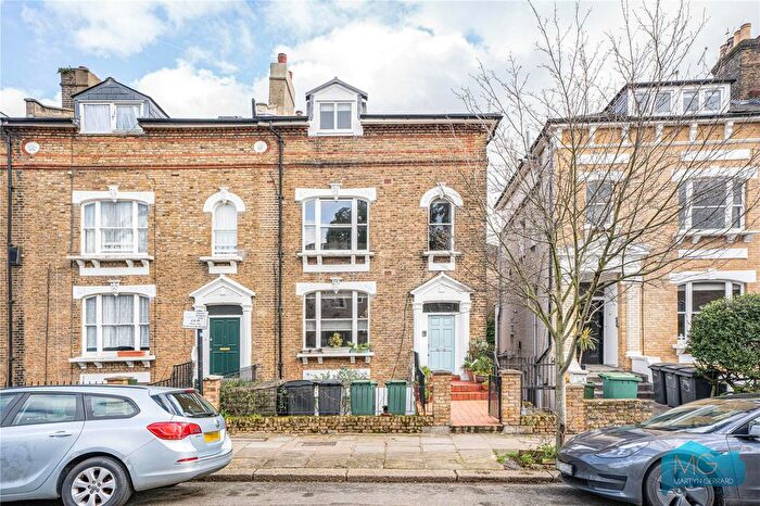1 Bedroom Flat For Sale In Burghley Road, London, NW5