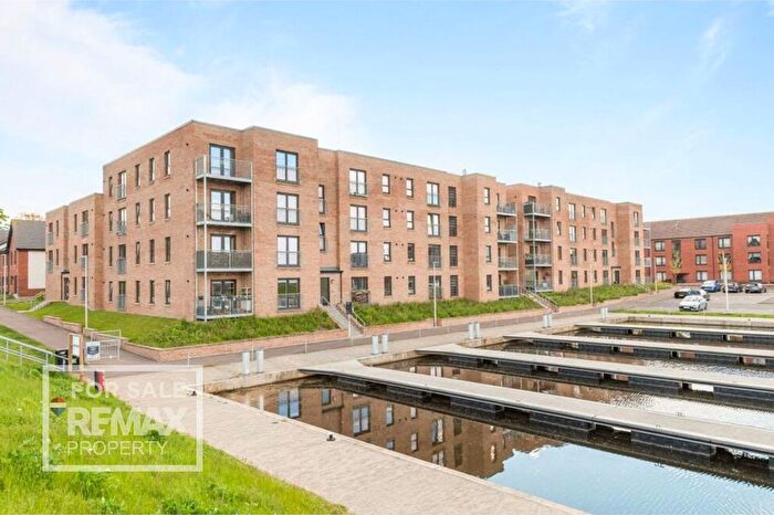 2 Bedroom Flat For Sale In Canal View, Winchburgh, EH52