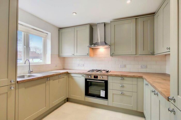 2 Bedroom Terraced House To Rent In Semley Gate, Hackney Wick, London, E9