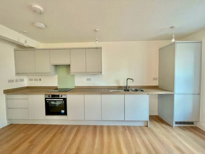 2 Bedroom Apartment To Rent In Ainsworth Court, Canterbury Street, Gillingham, ME7