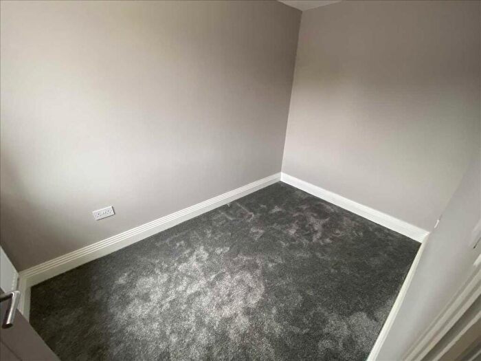 2 Bedroom Apartment To Rent In Ridgemere Close, Birmingham, B26