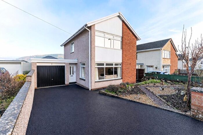 3 Bedroom Detached House For Sale In Basildene Close, Gilwern, Abergavenny, NP7