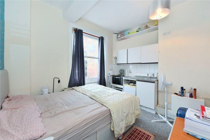 Studio To Rent In Castletown Road, West Kensington, London, W14