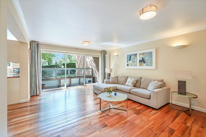 2 Bedroom Flat To Rent In Blue Gates, SW19
